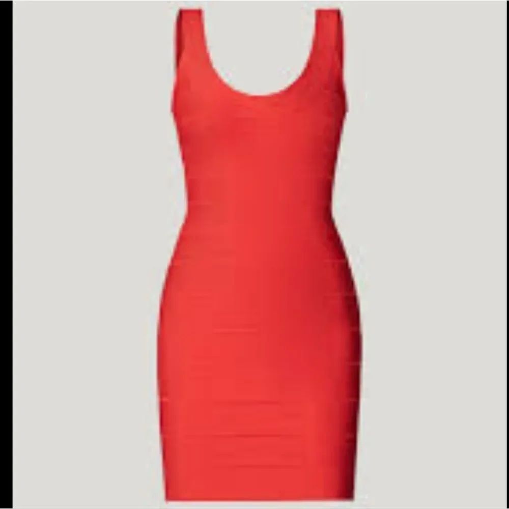 BRAND NEW PAPAYA ROUND NECK BODY-CON SLEEVELESS MINI DRESS - Picture 6 of 15